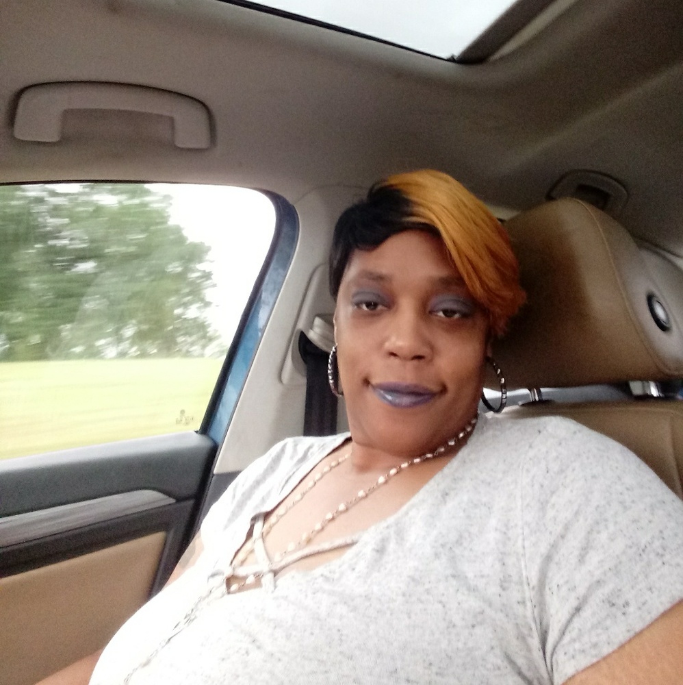 Meet your Posher, Gennetta